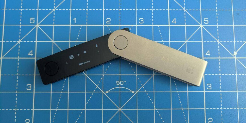 Ledger Nano X Review (2021): An Expensive Step In The Right Direction
