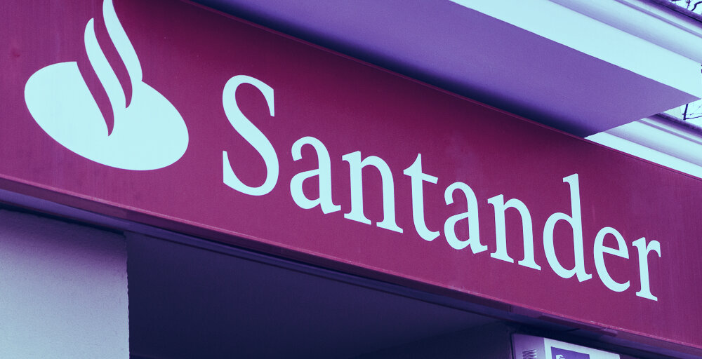Santander Blocks Payments to Binance For UK Account Holders