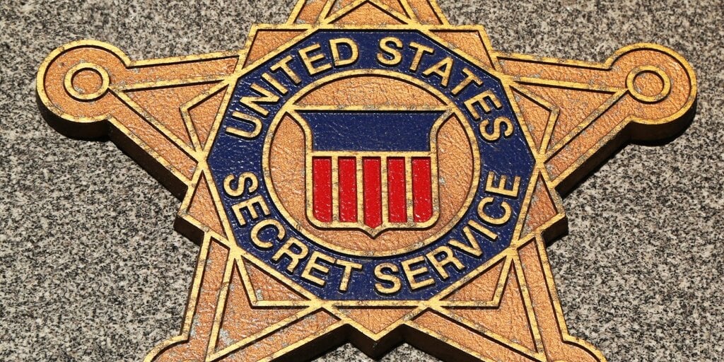 Russian Crypto Trading Platform Garantex Seized by Secret Service