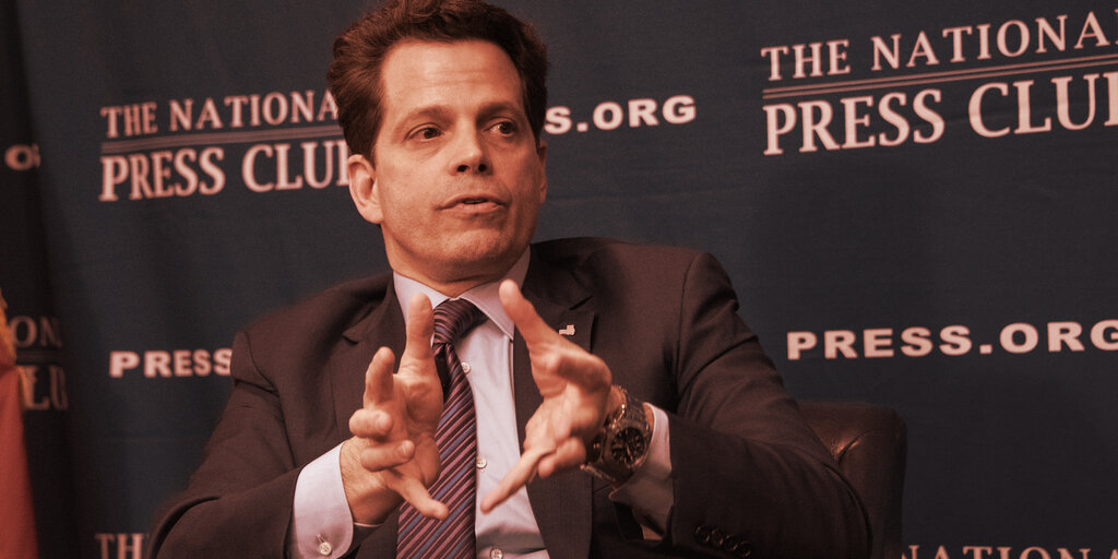 Scaramucci’s Firm Pauses Investor Redemptions for Fund With Bitcoin, Ethereum Exposure