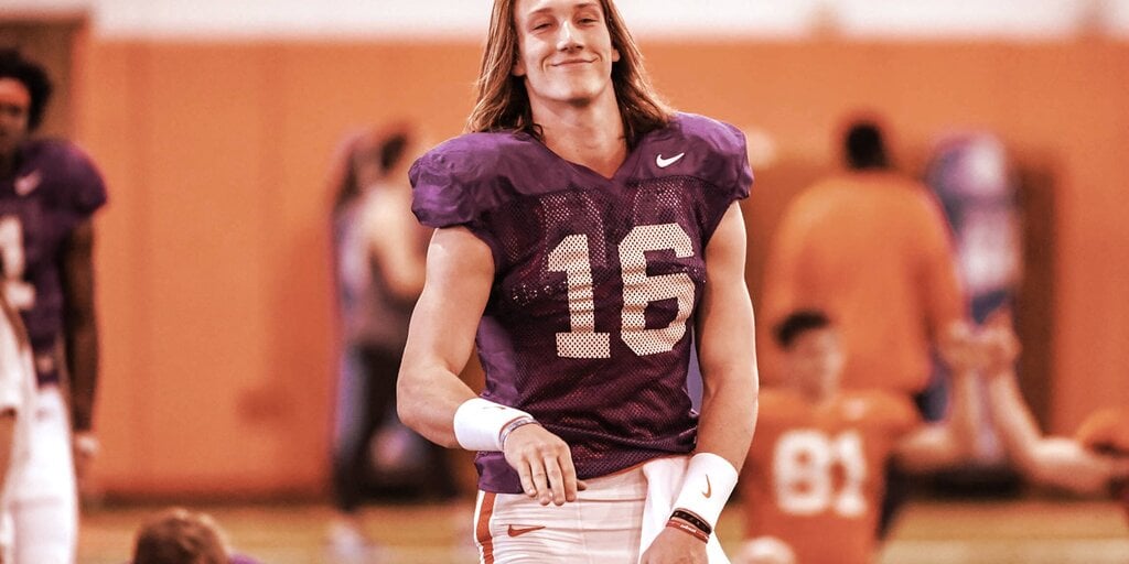 Top NFL Prospect Trevor Lawrence Signs Deal with Blockfolio, Will Receive Bonus in Crypto