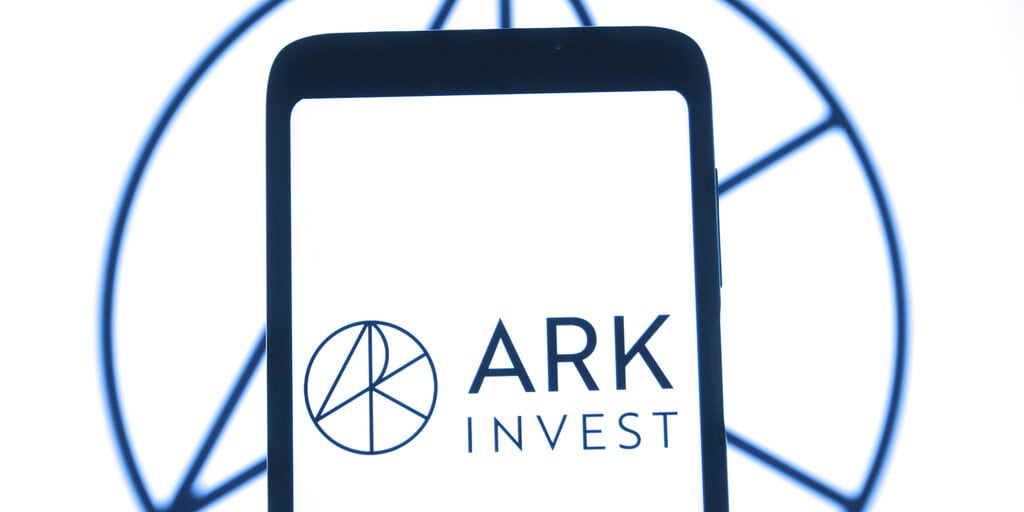 ARK Invest Bought $29M Shares in Grayscale BTC Trust During Crash