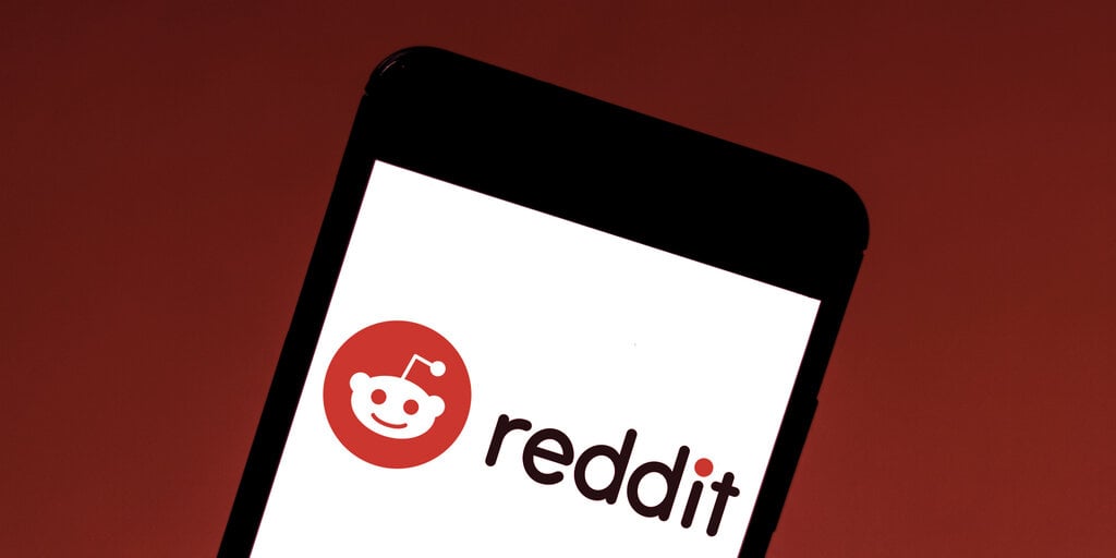 Reddit Trial Will Allow Users to Set Any NFT as Their Profile Picture
