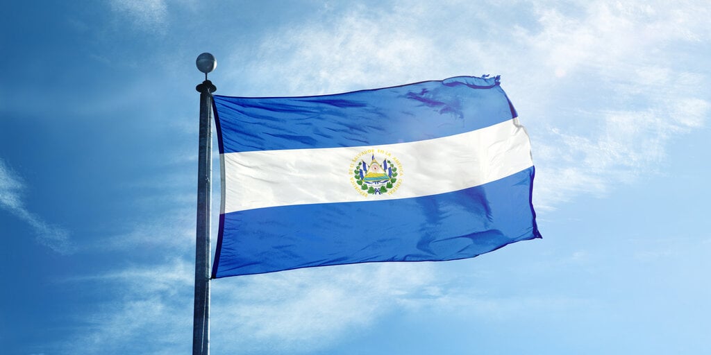 Bitcoin-Friendly El Salvador Pitches Tokenized Real Estate 'Sandbox' to Trump's SEC - Decrypt