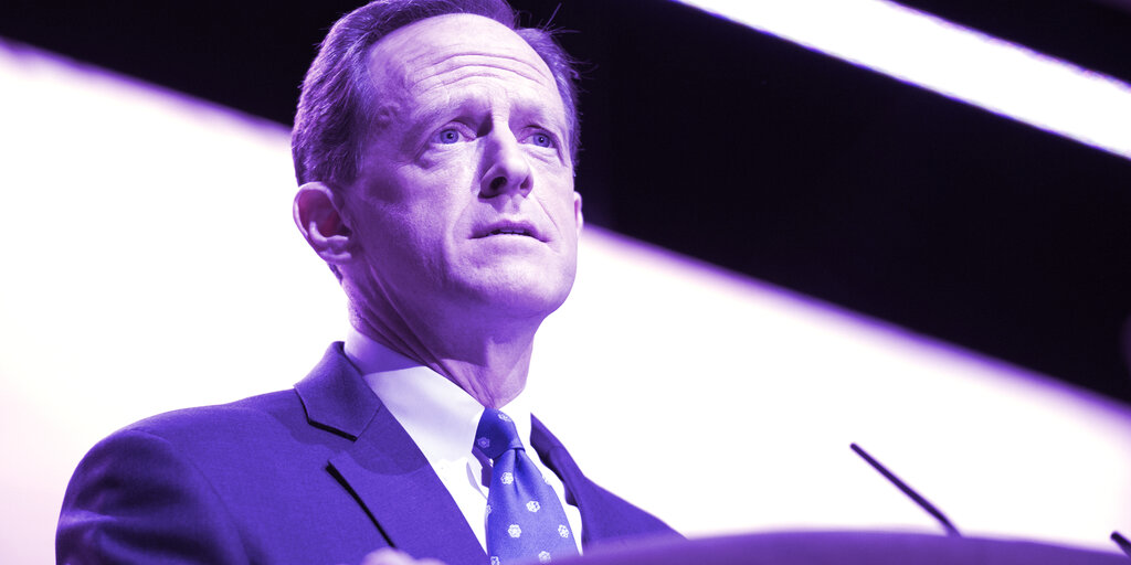 Sen. Toomey Called Out Proposed Crypto Rule, Then Bought BTC and ETH Shares