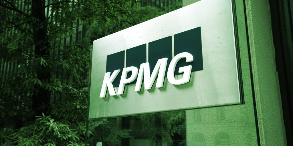 This Week in Coins: KPMG Adds Bitcoin and Ethereum as Russia Ponders Regulations
