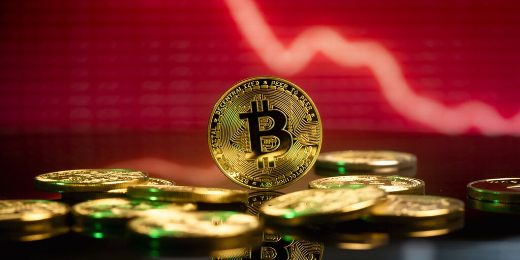 Bitcoin, Ethereum, Solana Sink as Over $200 Million in Crypto Longs Liquidated