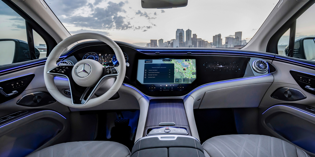 Mercedes-Benz dodaje ChatGPT do samochodów dla poleceń głosowych AI