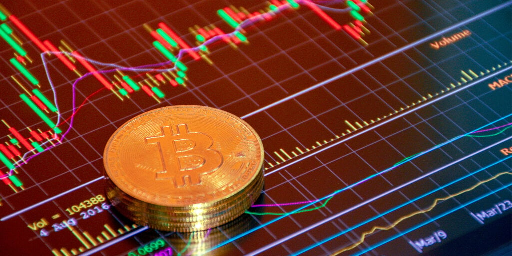 Bitcoin Drops Below $61,000 as Mt. Gox Repayments Loom
