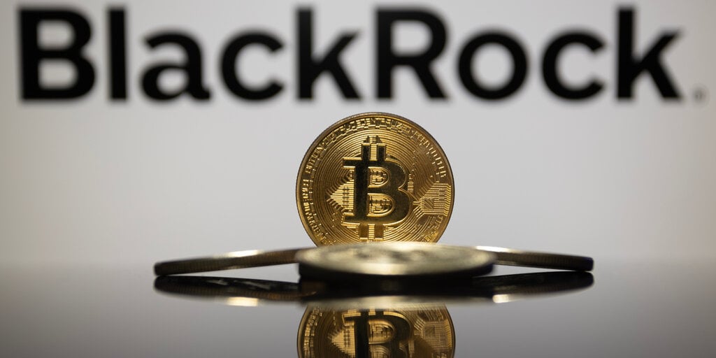 BlackRock: Customers buy Bitcoin to hedge against the US debt crisis