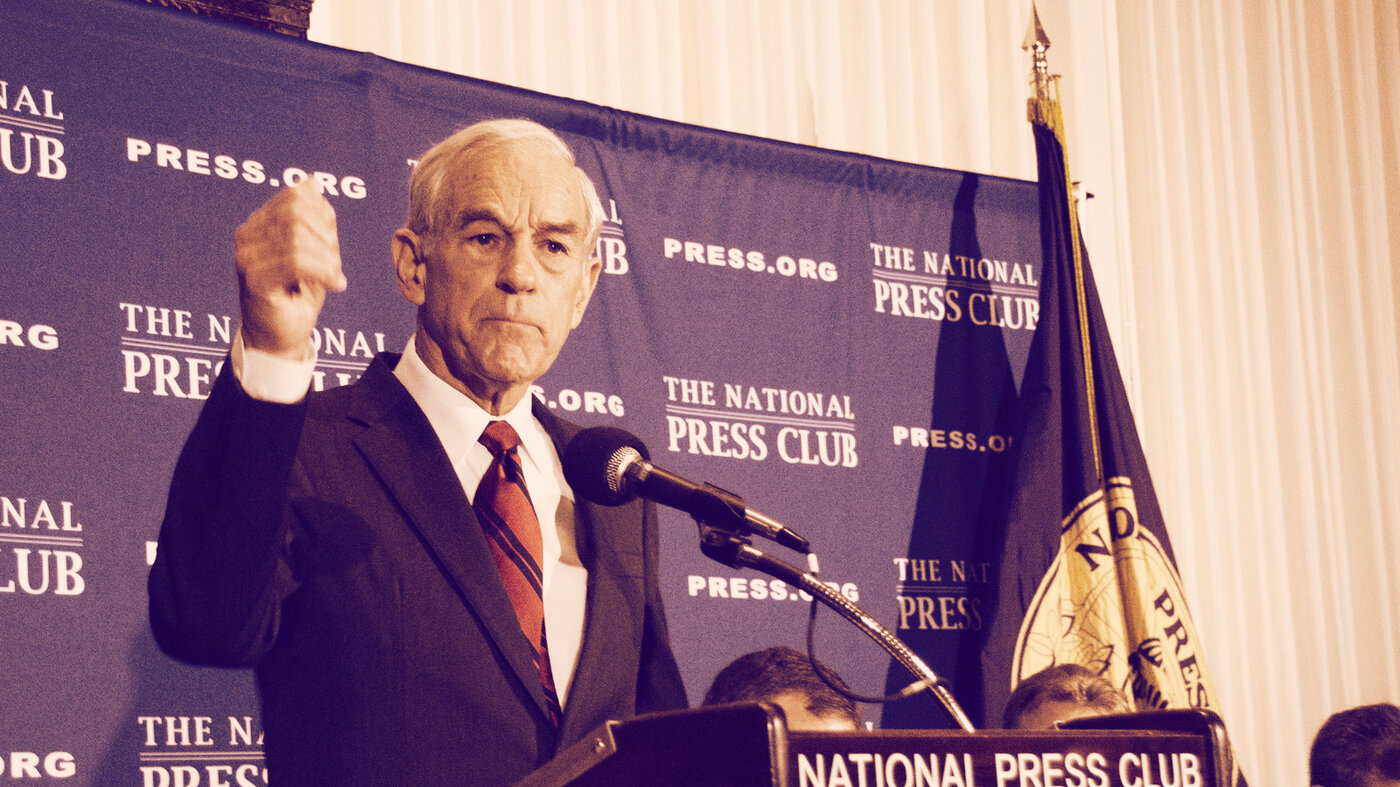 Libertarian Ron Paul: Legalize Bitcoin and Abolish the IRS Shutterstock_86044939-gID_4