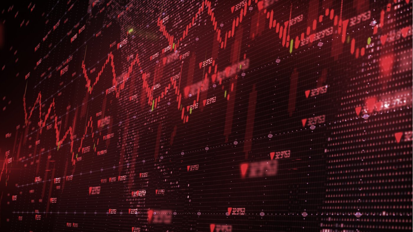 Crypto markets in the red zone. Image: Shutterstock