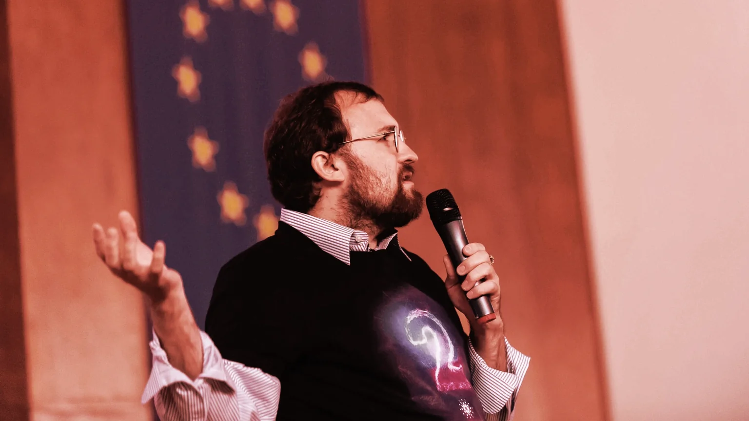 Charles Hoskinson, speaking at the Cardano Summit in Bulgaria in 2019. Image: Decrypt.