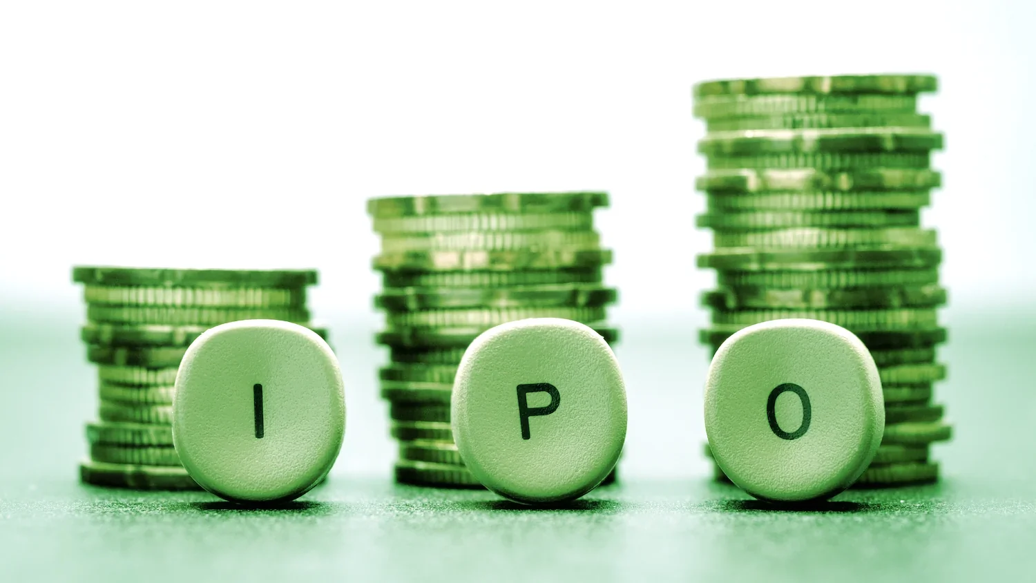 IPO or ICO? How should crypto companies raise money? Image: Shutterstock