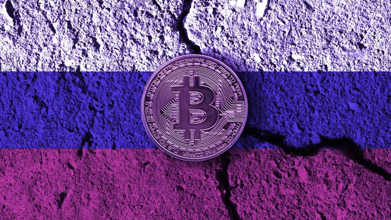 Russia and Bitcoin. Image: Shutterstock