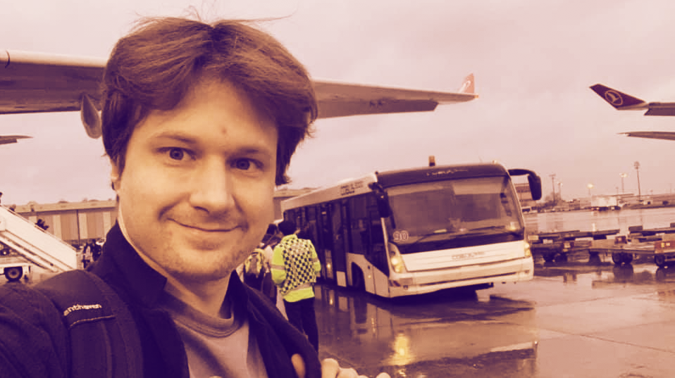 Ethereum Dev Virgil Griffith Violates Bail by Trying to Access Coinbase Account: Report