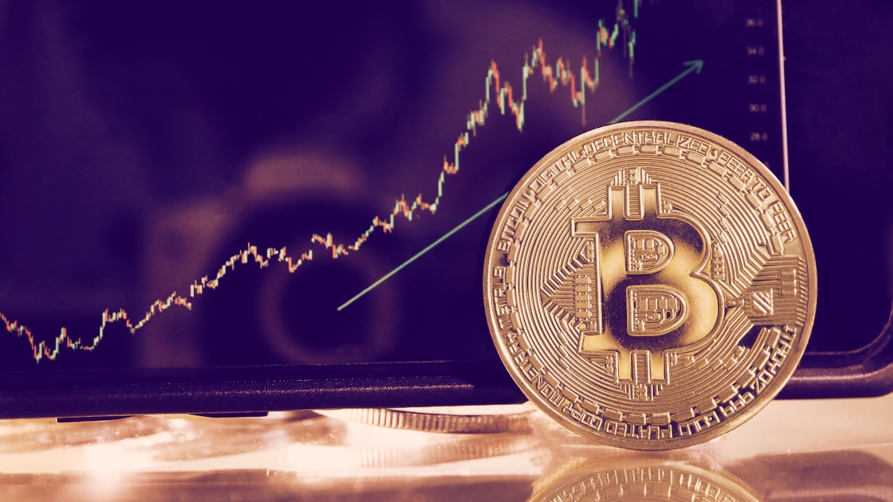 Bitcoin Rebounds From Colonial Pipeline Panic, Price Spikes 13%