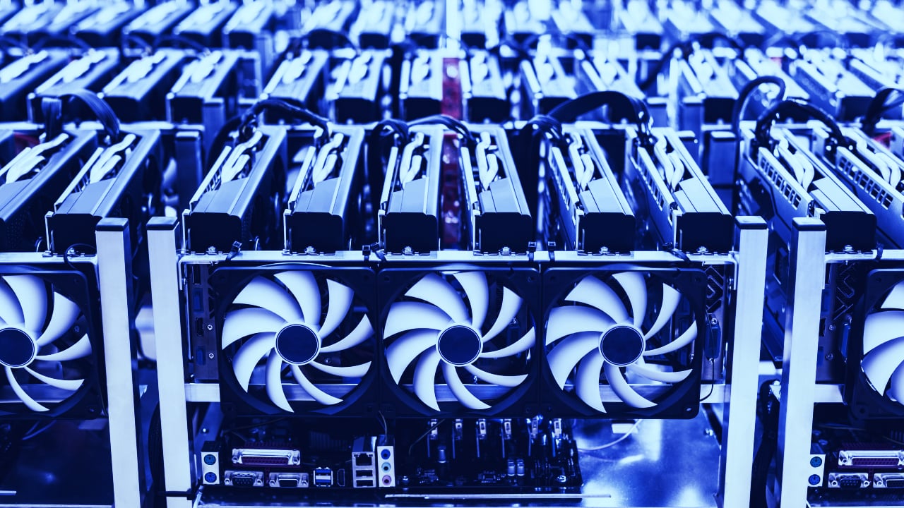 Public Bitcoin Miners Are Selling Off BTC Reserves as Crypto Winter Sets In