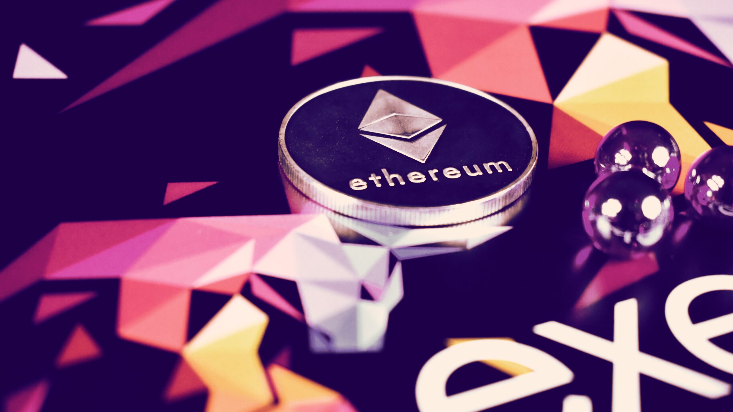 Ethereum’s Gas Fees Plummet while Prices Soar