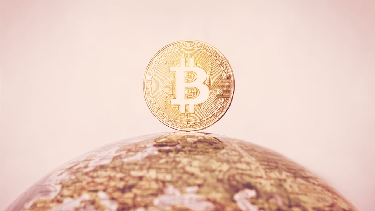 Bitcoin Price Hits $15,000 in Major Surge Upwards - Decrypt