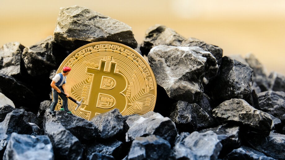 These Bitcoin Mining Stocks Are Overvalued Ahead Of Halving: Analysts