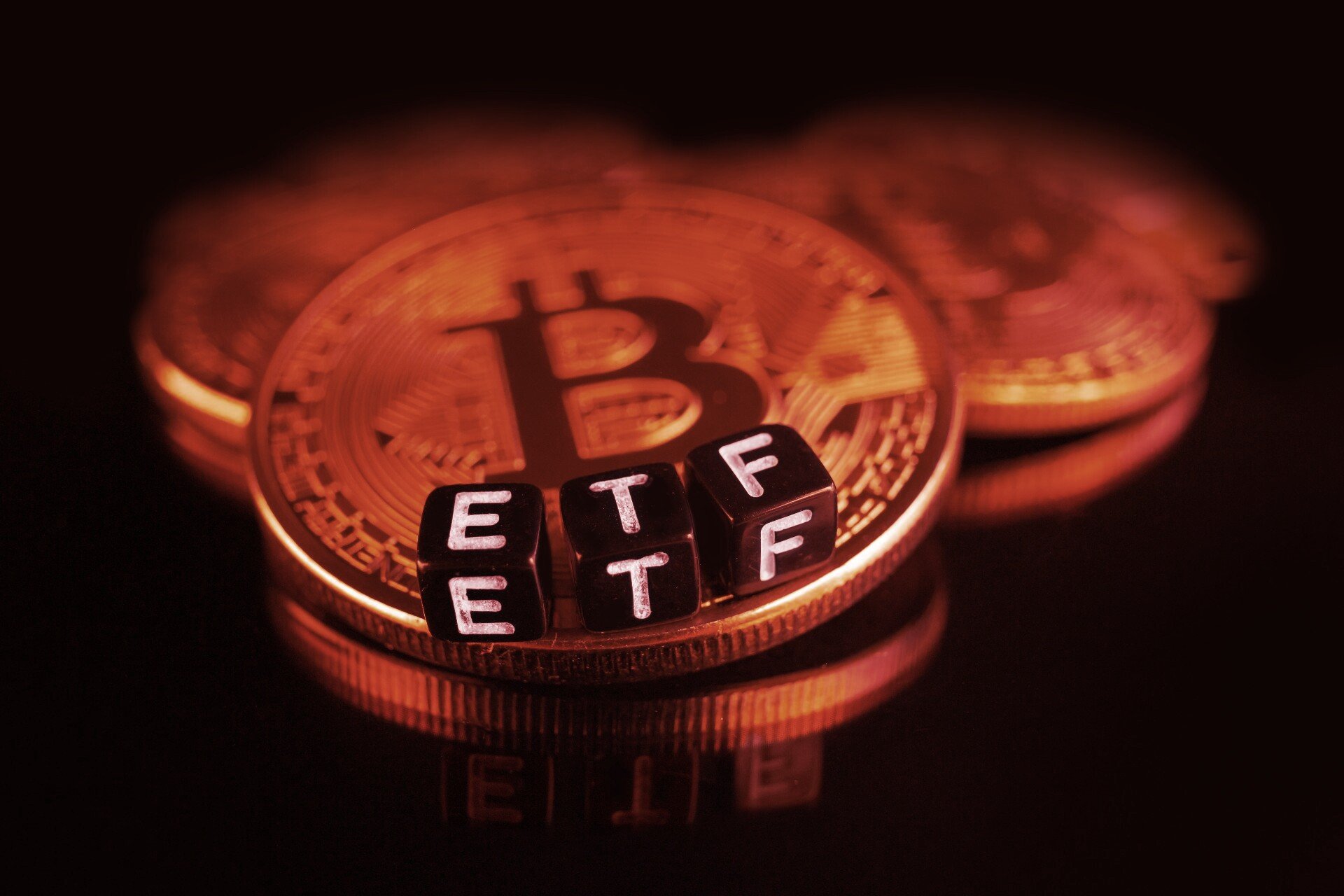 SEC Delays VanEck's Bitcoin ETF Decision Another 45 Days