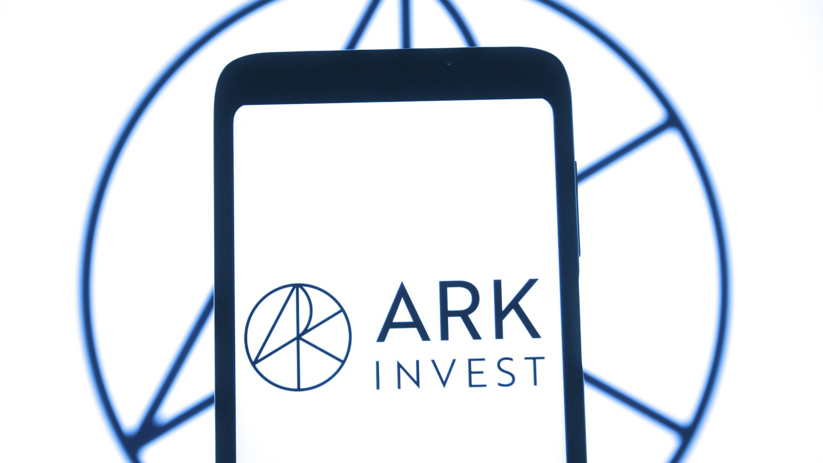ARK Invest Bought $29M Shares in Grayscale Bitcoin Trust During Crash