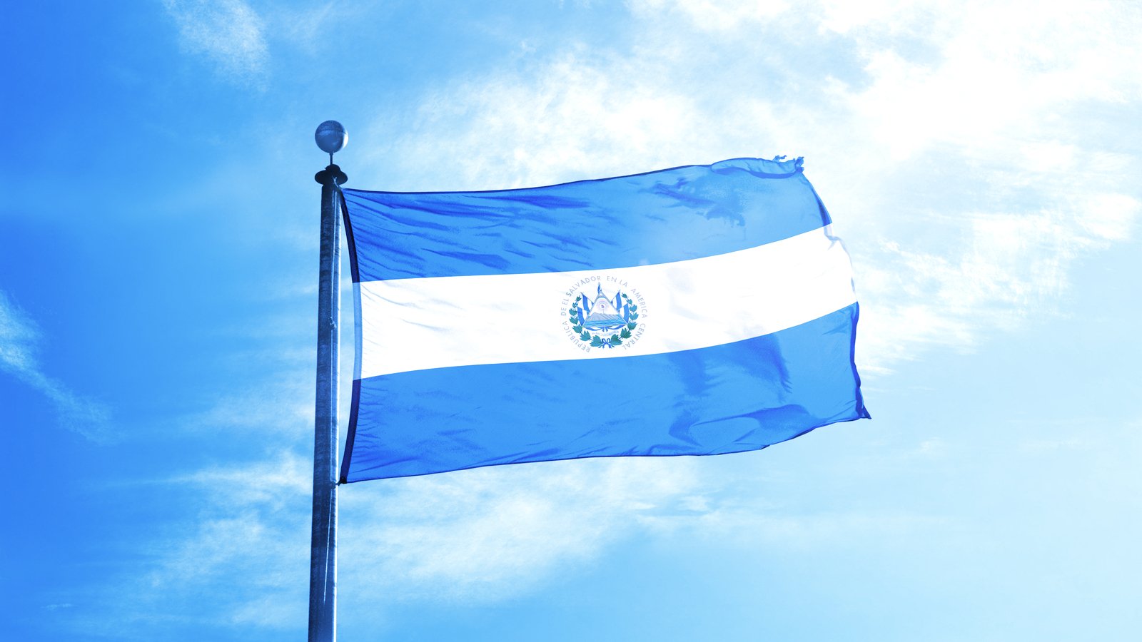 El Salvador Exempts Foreign Investors From Tax on Bitcoin Gains