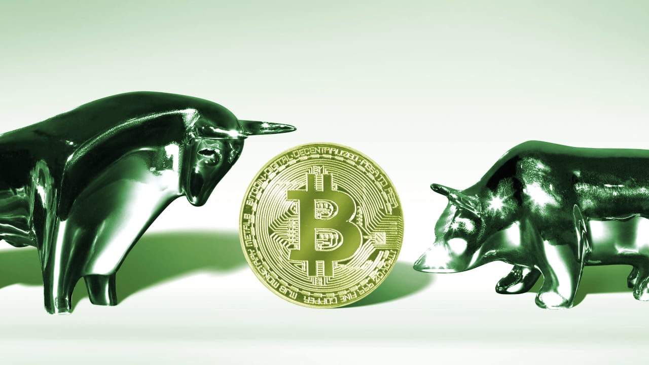 Bitcoin Briefly Tops $60K Ahead of Expected BTC Futures ETF Approval