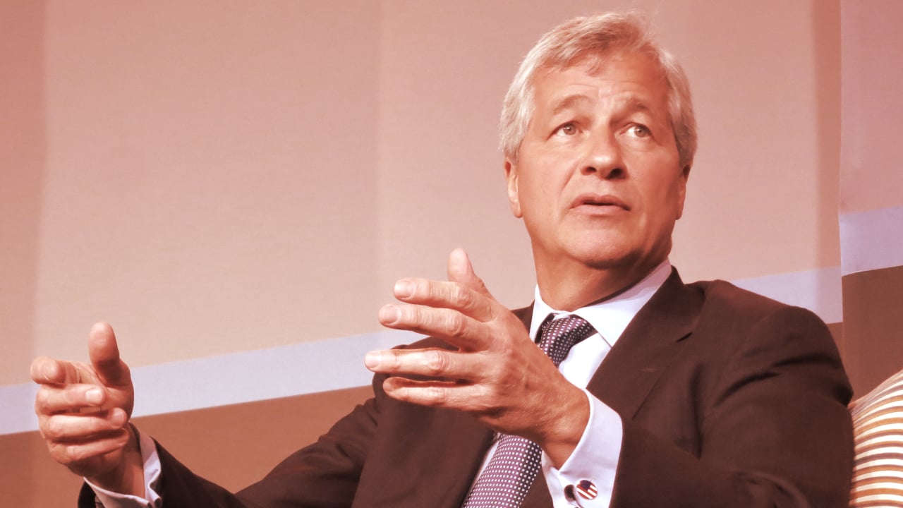 JP Morgan Gives Wealth Management Clients Access to Bitcoin, Ethereum Funds
