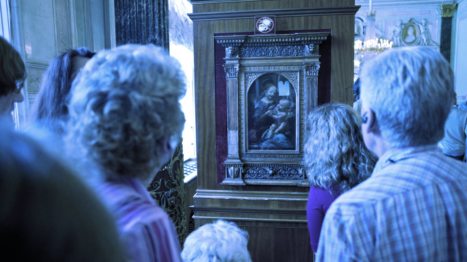 Crypto Exchange Binance to Auction Off da Vinci, Van Gogh NFTs