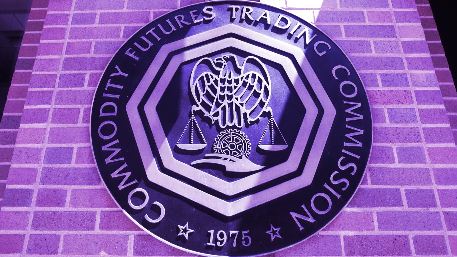 CFTC Commissioner Clarifies Agency’s Role in Regulating Bitcoin
