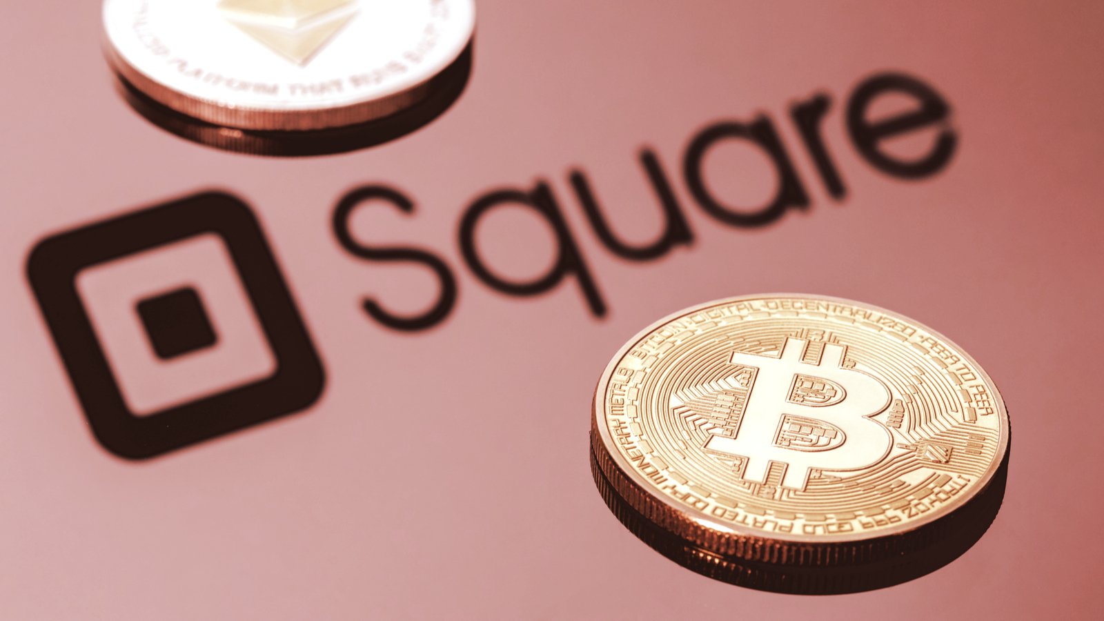 Square and Bitcoin. Image: Shutterstock