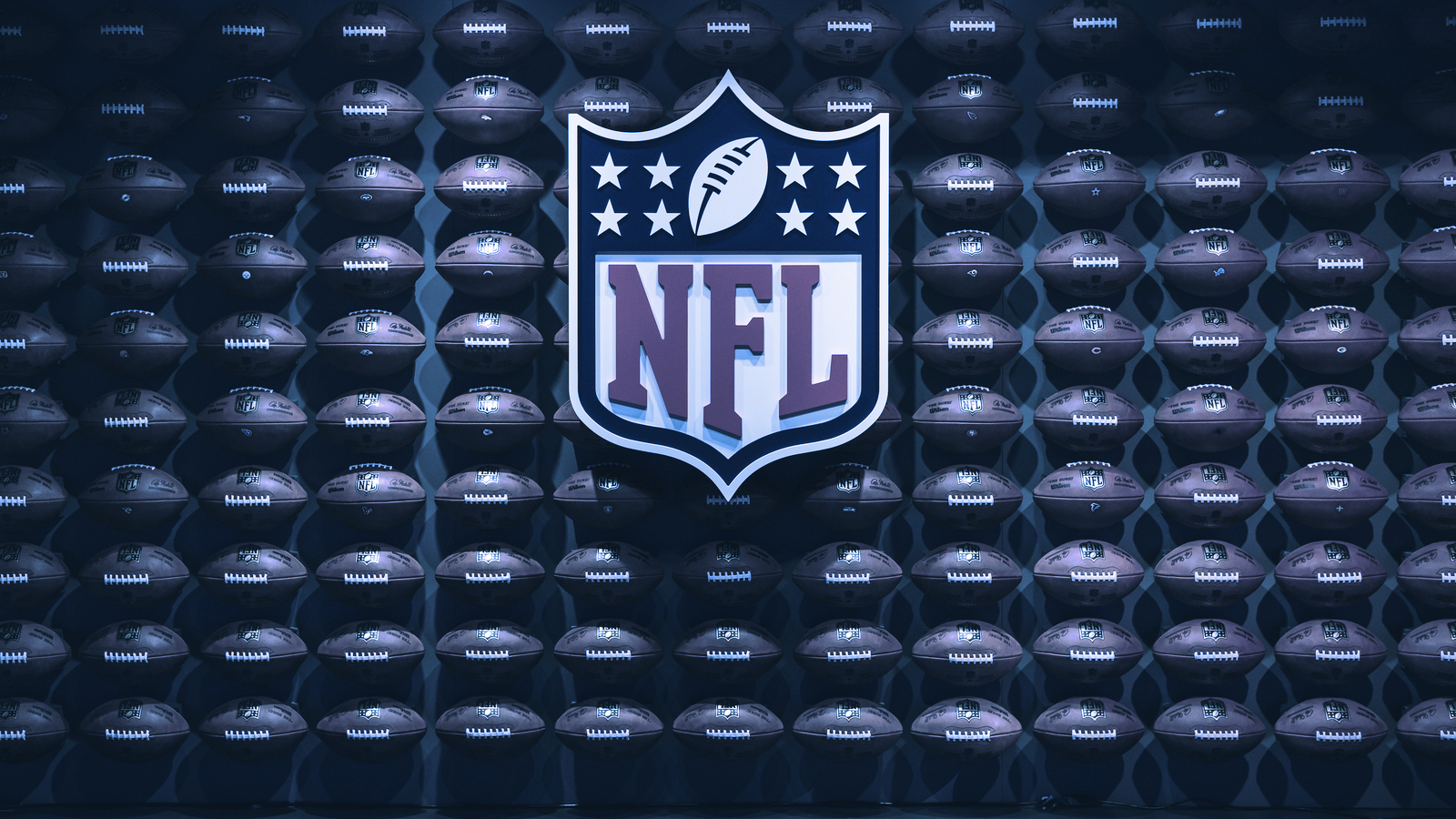 NFL Reverses Course on Blockchain Sponsorships, Keeps Ban on Crypto and  Token Deals - Decrypt
