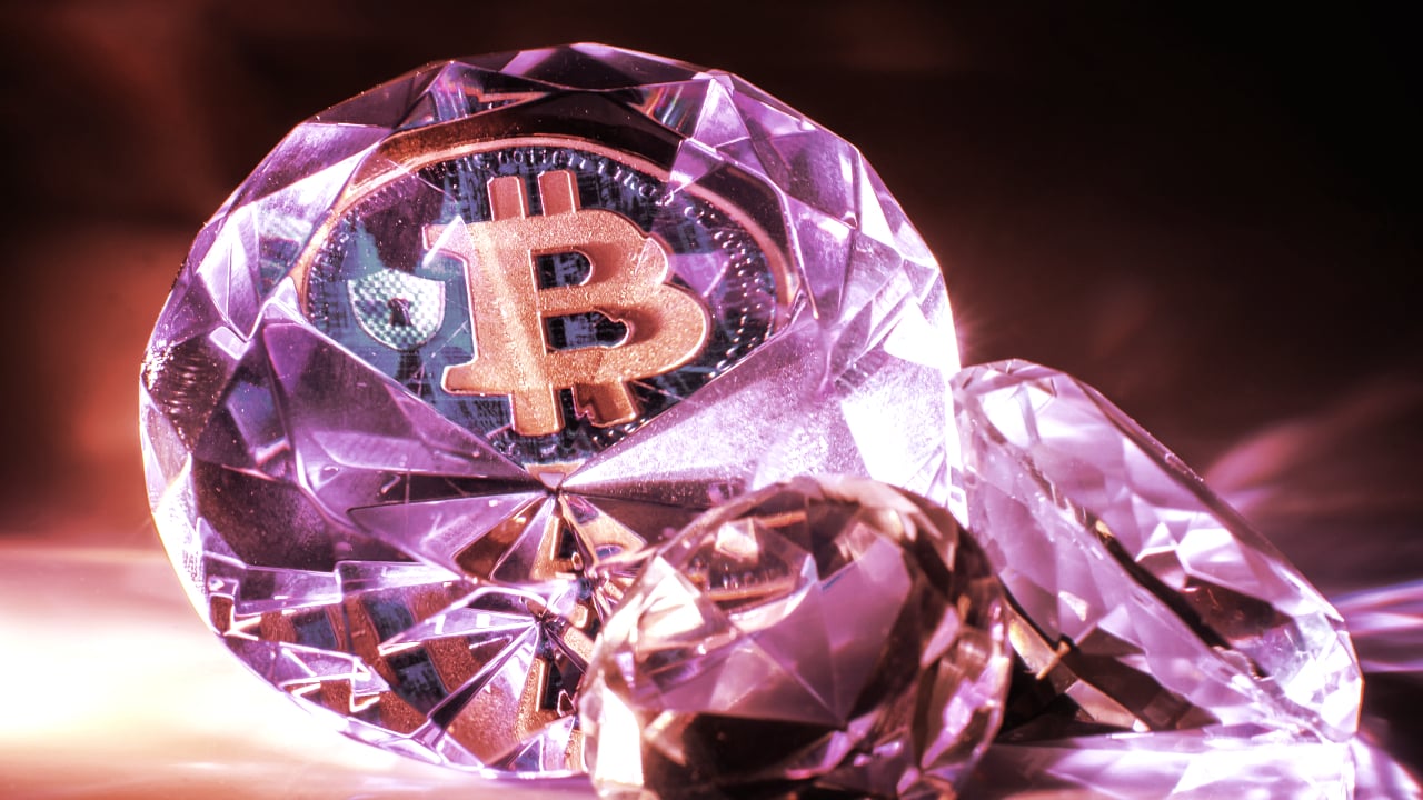 Diamond Hands? Only 12.9% of Bitcoin Supply Remains on Exchanges