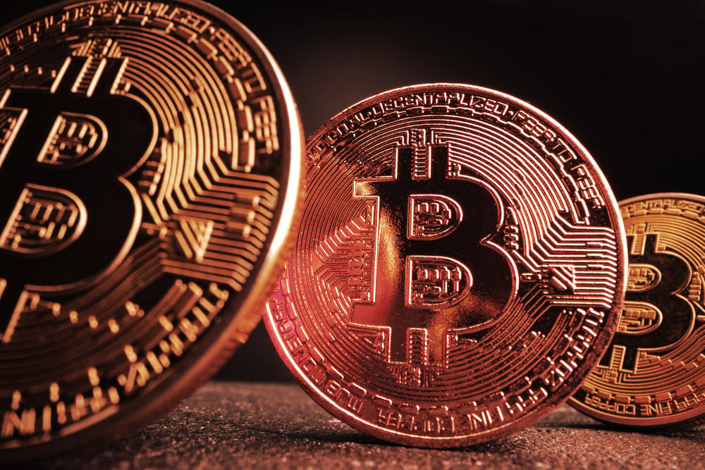 Coinbase 'Free Bitcoin' Super Bowl Ad Causes Site to Briefly Crash - Decrypt