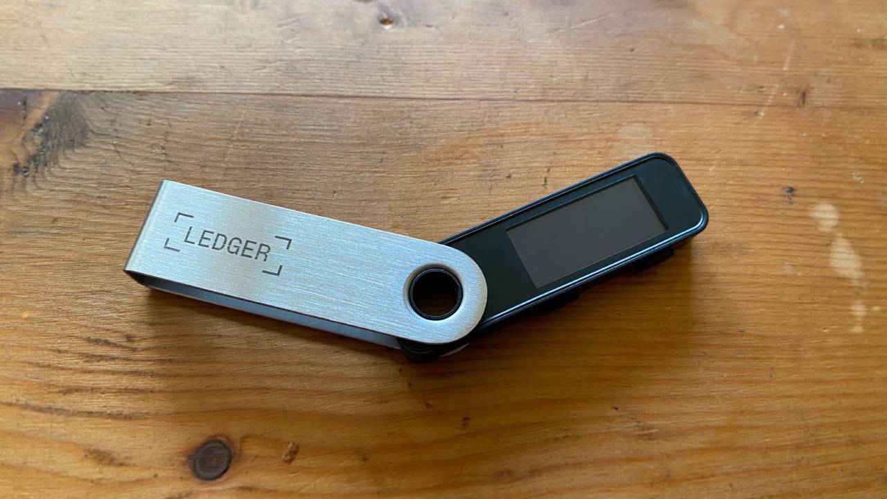 Ledger Nano S Plus Review: A Top Hardware Wallet Refreshed for 2022 -  Decrypt