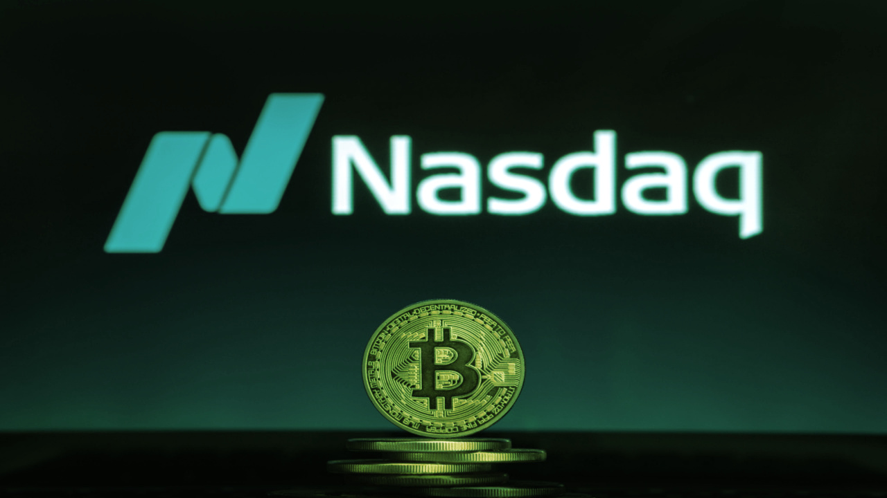 Bitcoin Miner Digihost Risks Nasdaq Delisting as Stock Plunges 84% This Year