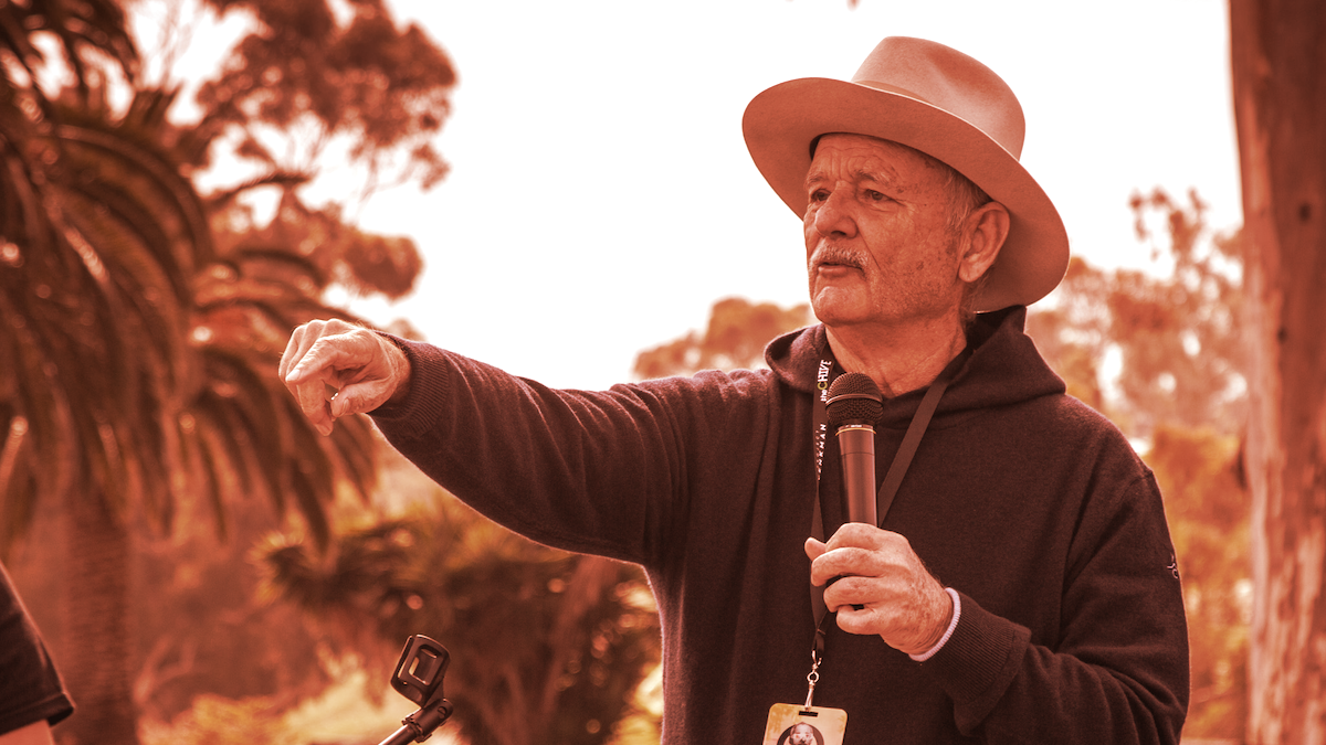 Bill Murray entertains as Caddyshack tourney raises millions