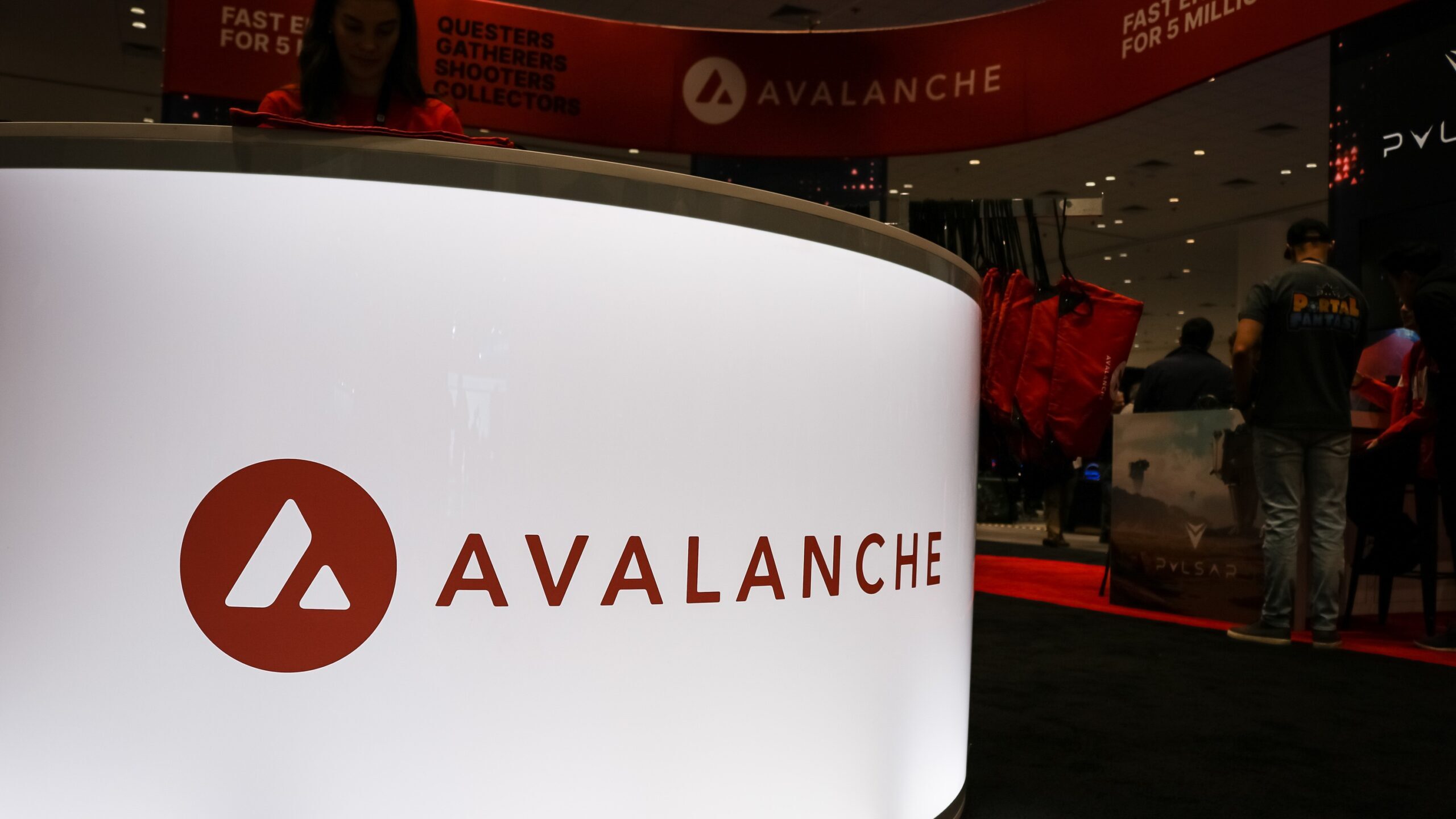 Avalanche Flips Dogecoin Market Cap With Double-Digit Surge