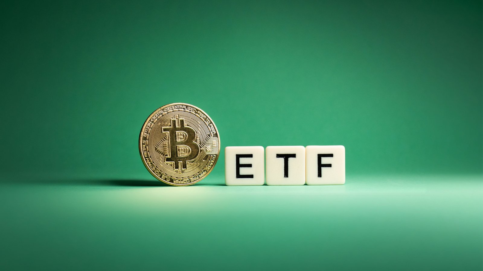 Fidelity joins rush for bitcoin ETF, following BlackRock, Ark Invest