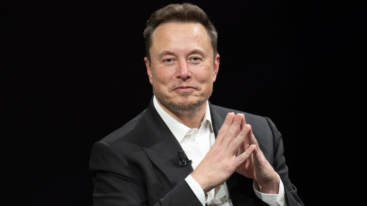 Elon Musk Says He Will Ban Apple Devices From His Companies If They Integrate OpenAI