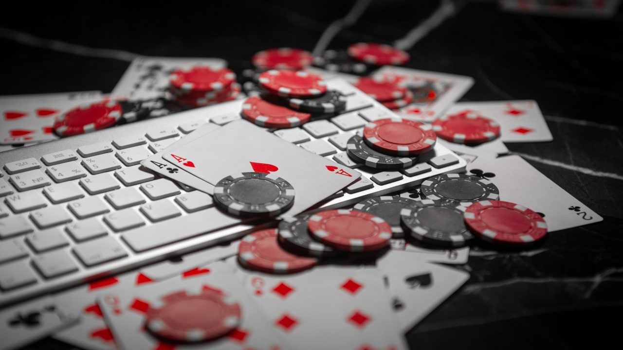 Online Poker Tournament Software Development- Features, Benefits and Cost