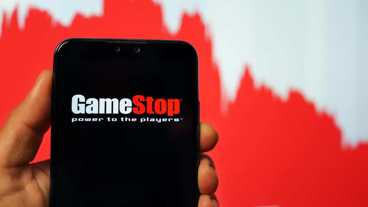 GameStop Tanks 26% After Company Files to Sell 45 Million Shares