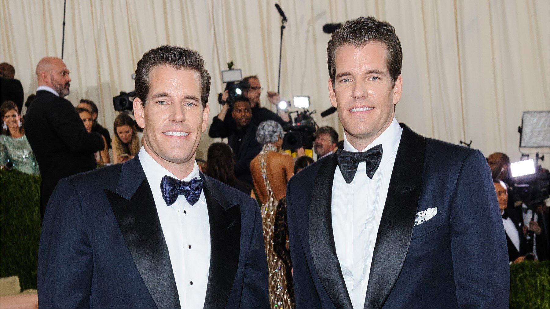 News Explorer — Winklevoss Brothers Donate $1 Million in Bitcoin to ...