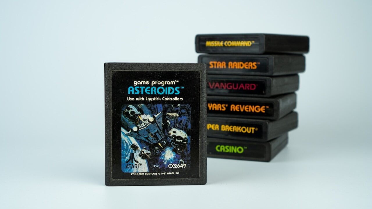 Atari Lanza Arcade Retro de Ethereum en Base, Comenzando Con ‘Asteroids’