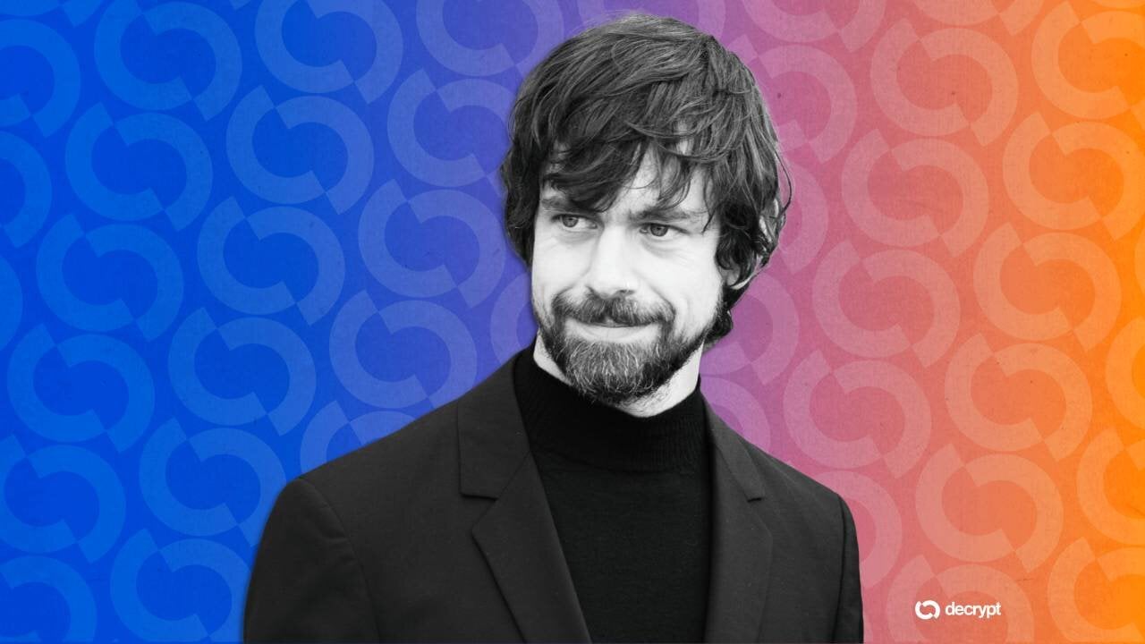 Dorsey, Lummis Push for Bitcoin Tax Relief as Block Expands BTC Payments