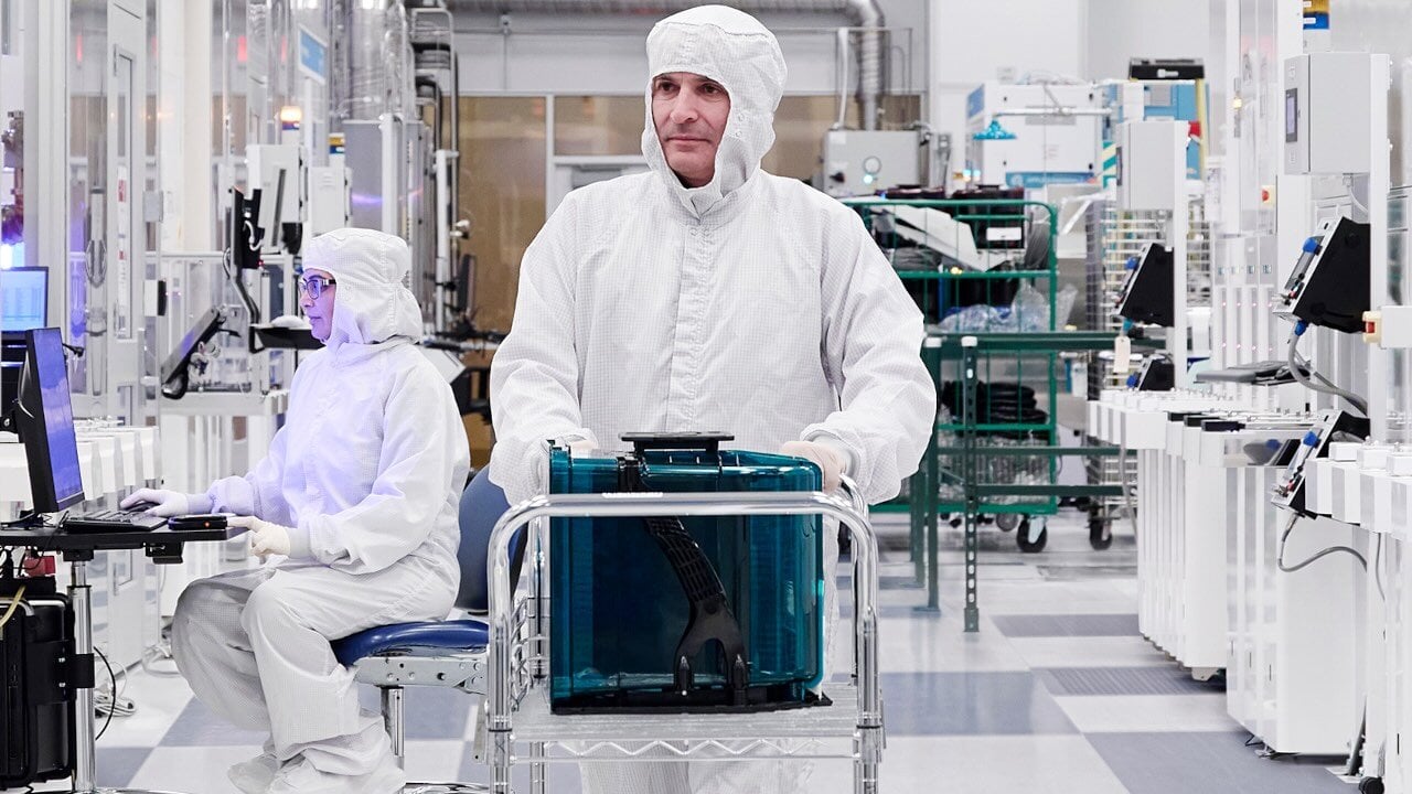 Bitcoin Q-Day on the Horizon? New IBM Quantum Chip Expected to Hit Another Milestone - Decrypt | Related Crypto Article