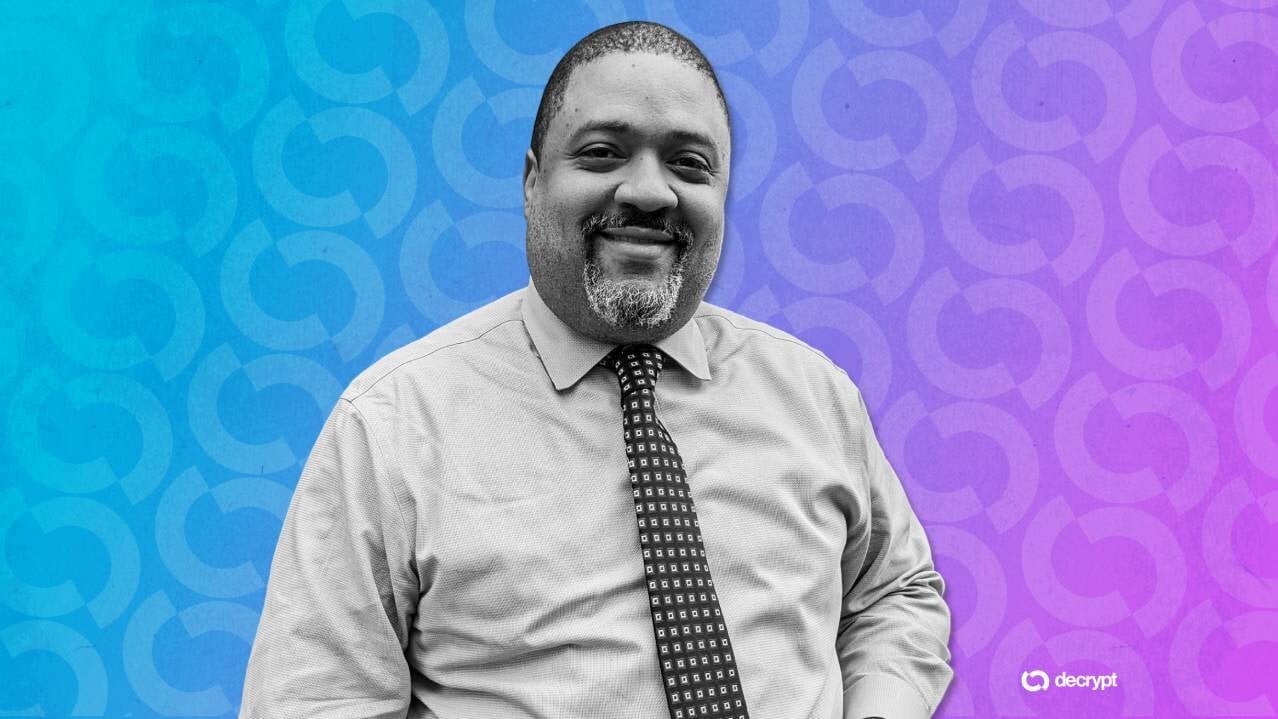 Manhattan DA Pushes Criminal Penalties for Unlicensed Crypto Operators - Decrypt | Related Crypto Article