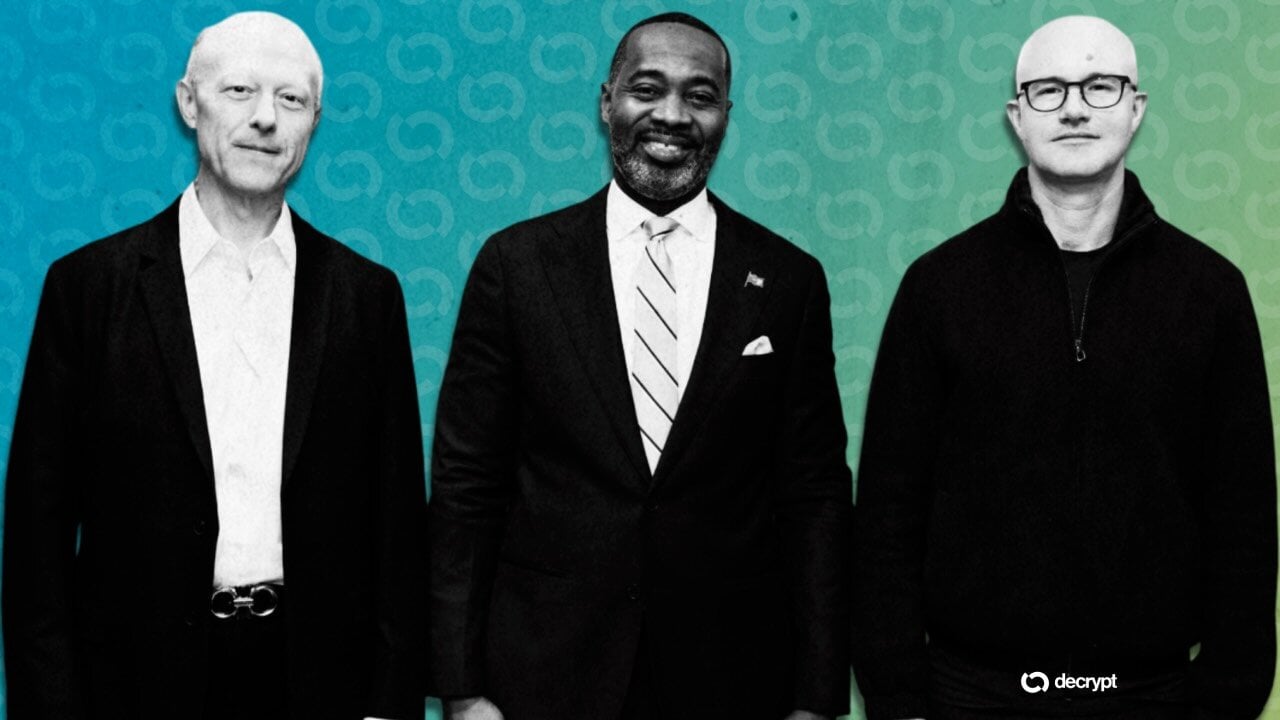 Circle CEO Jeremy Allaire, Bermuda Premier E. David Burt, and Coinbase CEO Brian Armstrong (from left). Image: Decrypt/Coinbase